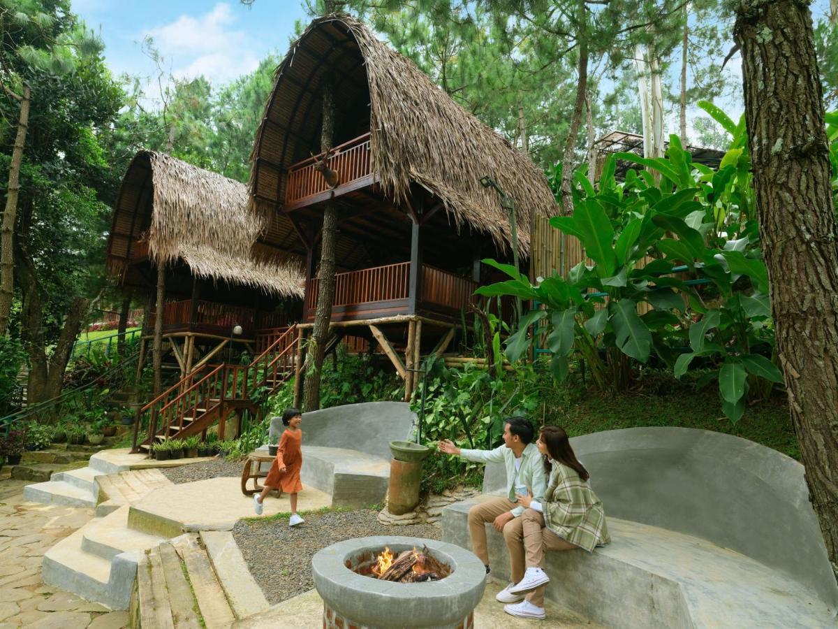The Lodge Maribaya Cikareumbi Extérieur photo