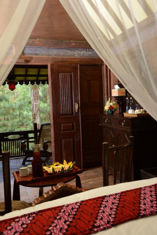 The Lodge Maribaya Cikareumbi Extérieur photo