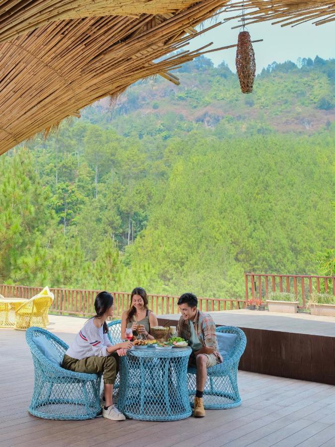 The Lodge Maribaya Cikareumbi Extérieur photo