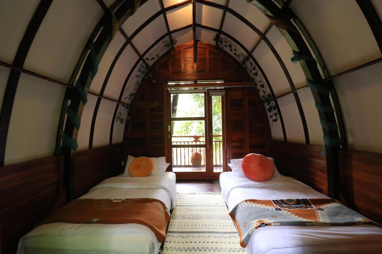 The Lodge Maribaya Cikareumbi Extérieur photo